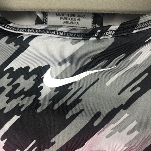 Nike workout sports bra - Picture 4 of 4